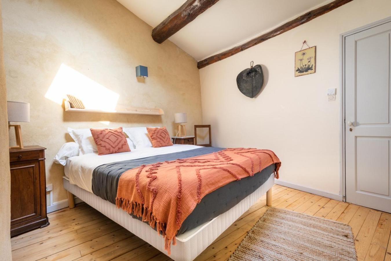Le Pied De La Lettre Hotel Grignan Kültér fotó
