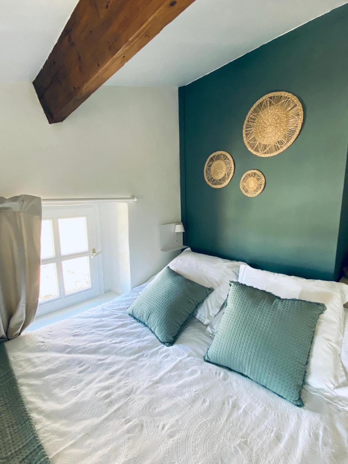 Le Pied De La Lettre Hotel Grignan Szoba fotó