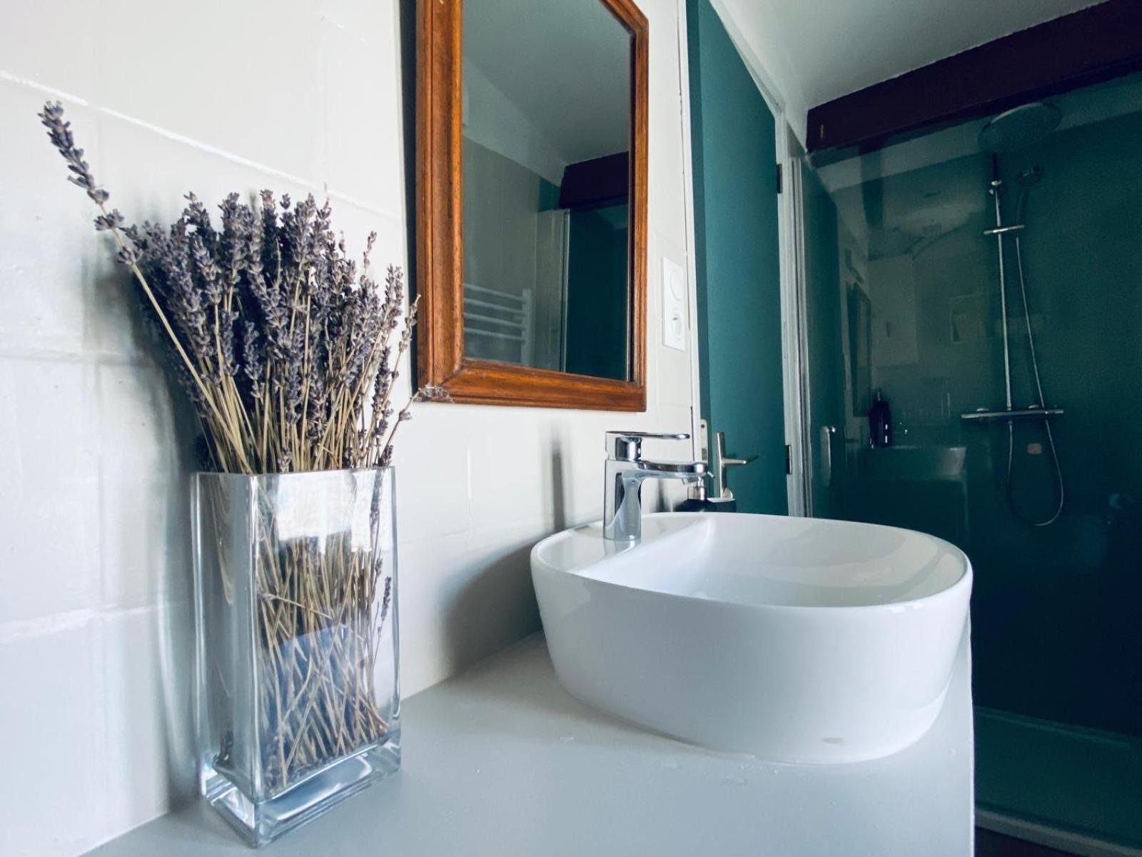 Le Pied De La Lettre Hotel Grignan Szoba fotó